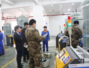 中國人民解放軍總后勤部驗(yàn)收泰瑞醫(yī)用制氧機(jī)